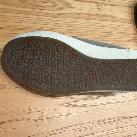 TAOS Star Canvas Sneakers 7.5 - Picture 4 of 4